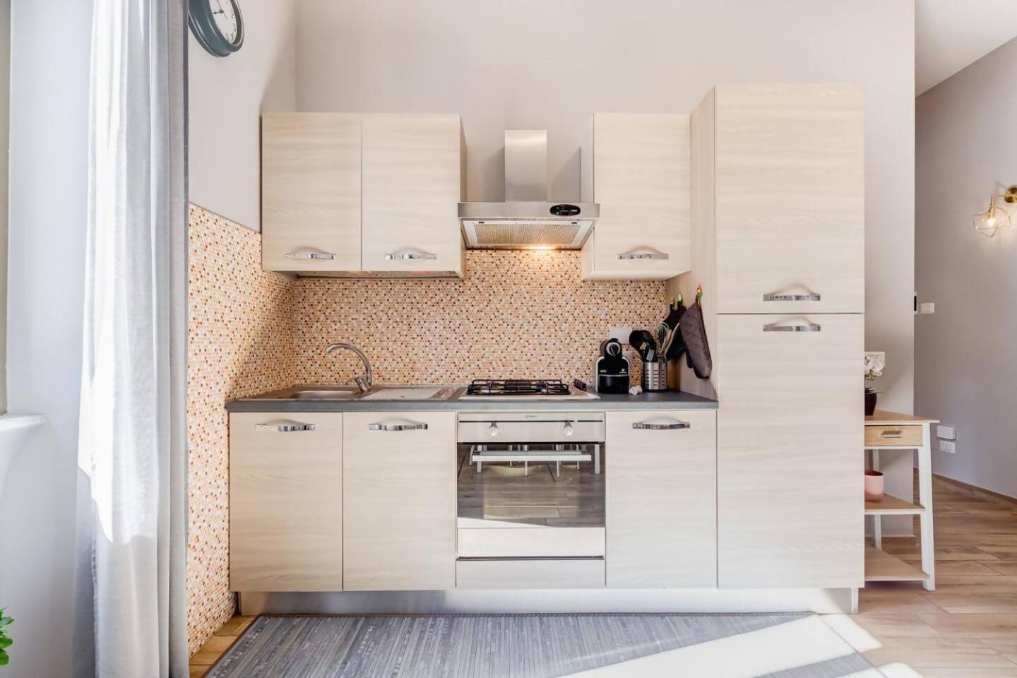 Bright And Spacious 2Bdr Apartment Rome Exterior photo